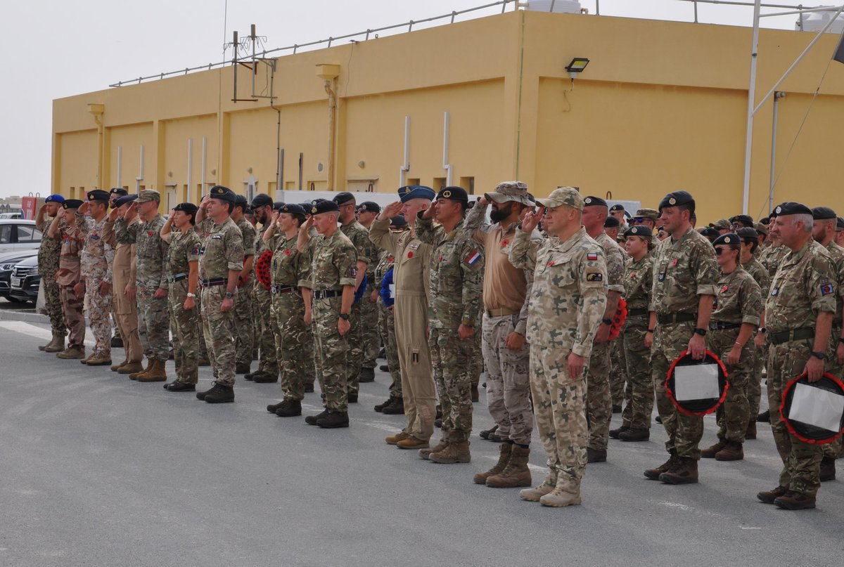 The RAF commemorated Armistice Day at Al Udeid Airbase, Qatar leading the international coalition in an Act of Remembrance this weekend. The 1st wreath was laid by AVM Burke, AOC 11 GP, followed by 8 other coalition nations. #WeWillRememberThem #LestWeForget