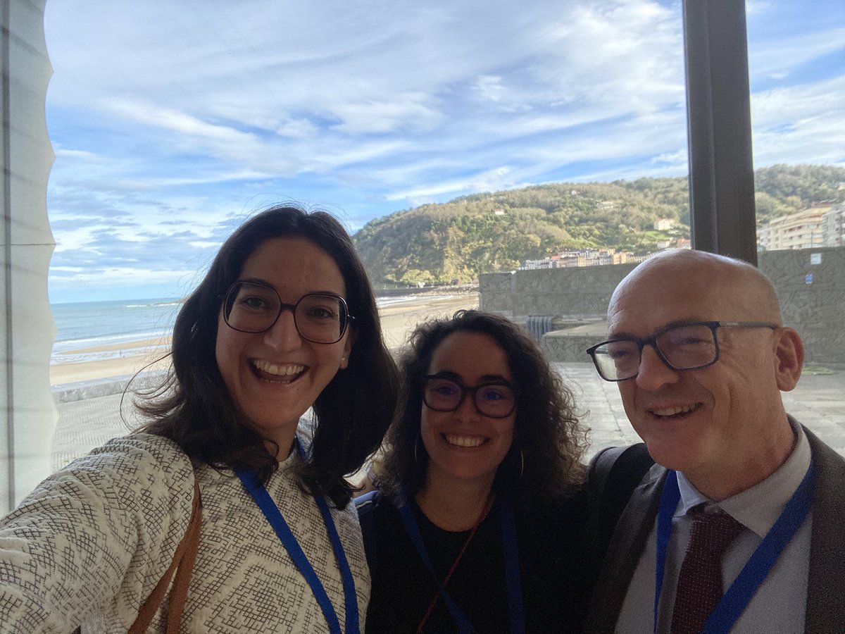 Las personas primero y mejor con Donosti y sus playas fondo.

Con el President de @CECOP_coops @GiuseppeGuerin1 y la presidenta del Comité de Juventud de la @icacoop @AAgirre. Referentes cooperativistas y mejores personas. 

#WeAreCoops