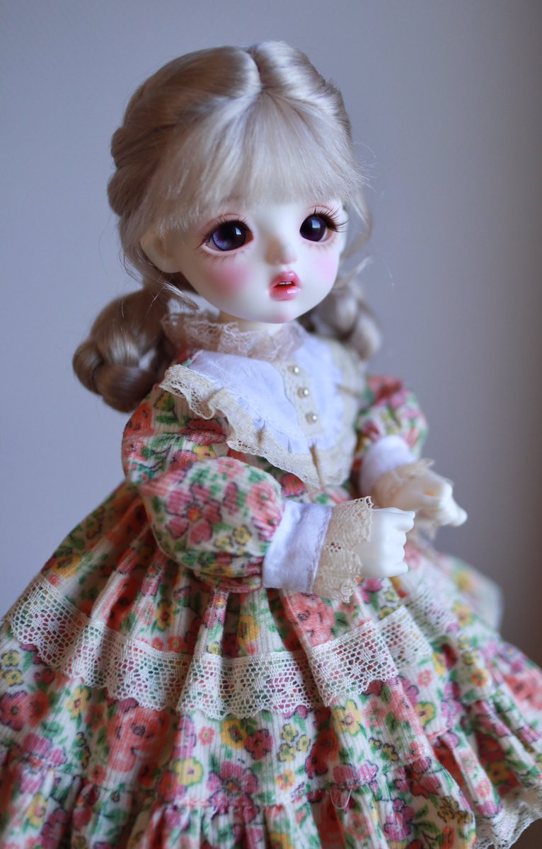 볼수록 리본이가 너무 조와...