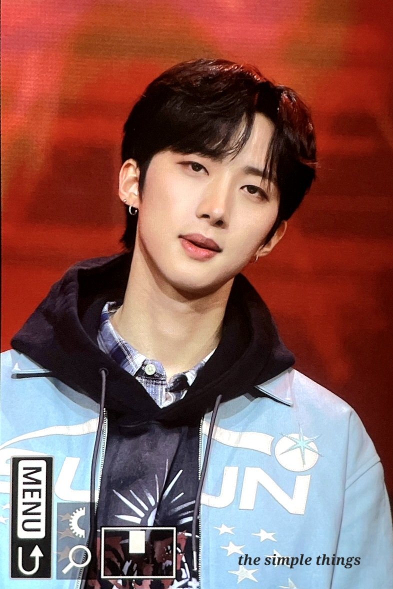 SimpleThingsHUI's tweet photo. 231113

 #펜타곤 #PENTAGON #ペンタゴン #후이 #HUI #フイ #이회택 #회택 #LEEHOETAEK https://t.co/J8d4yCaoUJ