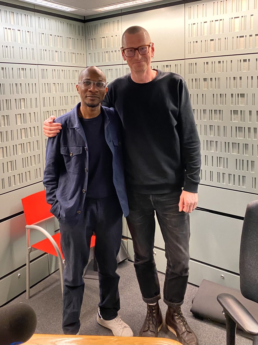 Now available to listen: my conversation with Teju Cole on how best to live in an unstable world where ‘sometimes the bombs are being dropped in your name’; William Boyd and Chloe Aridjis on art and writing; & Kevin @Ofmooseandmen Duffy’s editor’s pick. bbc.co.uk/sounds/play/p0…