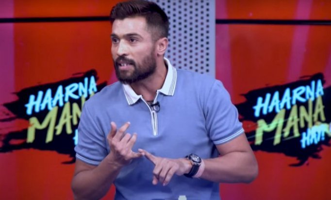 Mohammad Amir says Pakistan's poor performance in this World Cup is a result of captain Babar Azam's poor mindset and it is not entirely our cricket system's fault. Do you agree with it? 👀 #CWC23 #INDvsNED