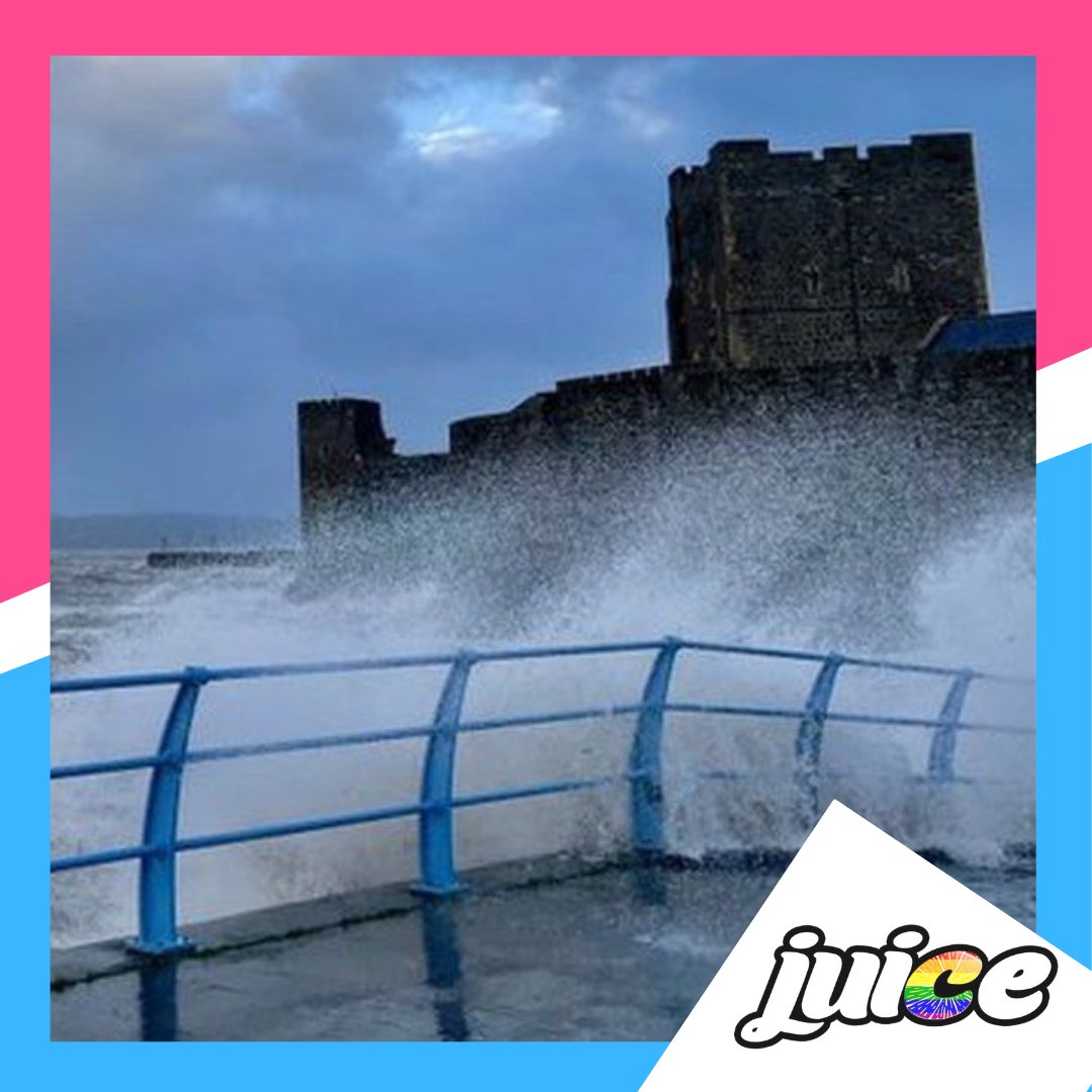 WEATHER: Police have advised against all but essential travel today, an amber weather warning is currently in place for high winds in Gtr Belfast 💨