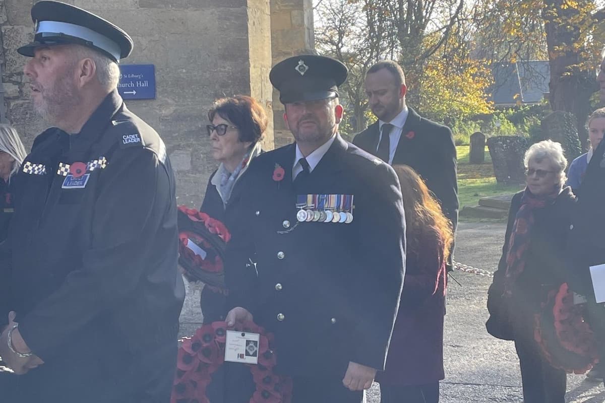 HMP Grendon & Springhill (@hmpgrendspring) on Twitter photo "Just like in the military, the team here at HMP Grendon is close-knit and the camaraderie and teamwork helps us to overcome the more challenging days."
This #ArmisticeDay, our Officer Bray spoke to <a href="/bucks_herald/">Bucks Herald</a> ⬇️
bucksherald.co.uk/news/crime/ayl… "Just like in the military, the team here at HMP Grendon is close-knit and the camaraderie and teamwork helps us to overcome the more challenging days."
This #ArmisticeDay, our Officer Bray spoke to <a href="/bucks_herald/">Bucks Herald</a> ⬇️
bucksherald.co.uk/news/crime/ayl…