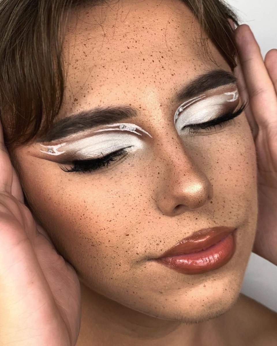 London Copyright tweet media