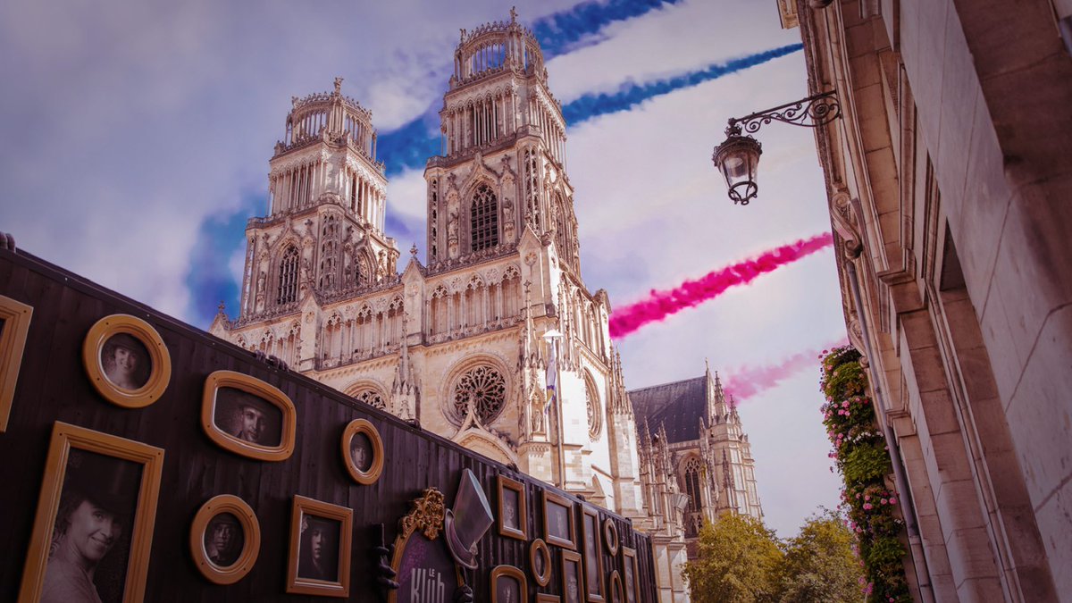 “En ce 14 juillet, réjouissons nous de notre histoire et de notre avenir” avons-nous pu lire. 
Joyeuse fête nationale à tous !
#Klubextraordinaire #Tournée2023 #roadshow #centrevaldeloire #RCVL  #fetenationale #14juillet