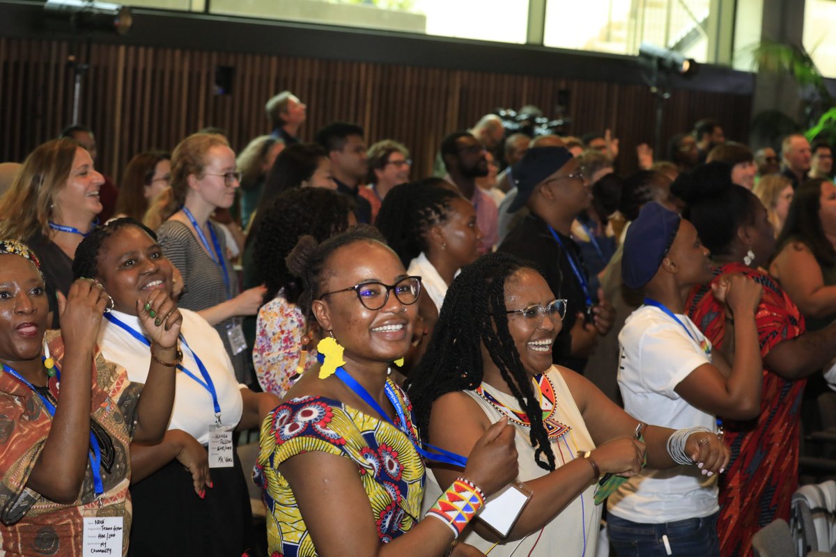 atlanticfellows's tweet photo. Joy and connection between #AtlanticFellows at the Who We Are session at the global annual convening. Fellows from each of the 7 programs worldwide shared songs, games and cultures to explain where they come from and how they #StepInStepUp https://t.co/rJfgWOOoKw