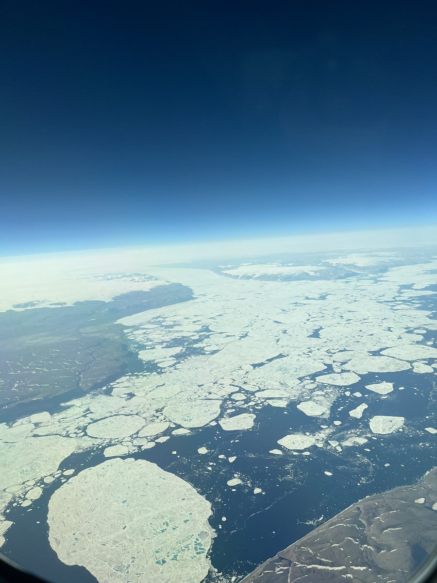 After a very successful and very well attended #atrip 2023 congress at the university of Tokyo, flew back to Europe (Slovenia) and what a fantastic view of the very very top of Canada and the icy waters that separate it from Greenland! https://t.co/Bl2ezxavAC