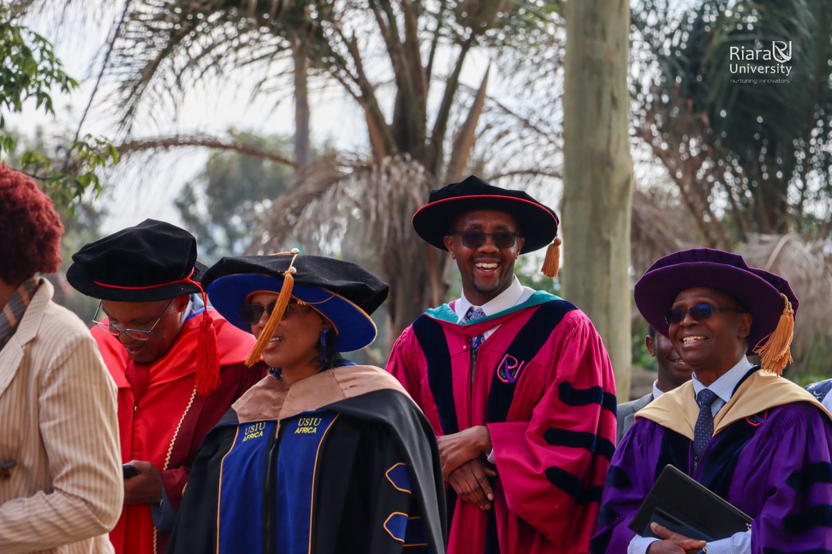 NRGRadioKenya's tweet photo. Mko na gowns kama izi ama tungojee ya harusi??ππ
#bemaverick #3menarmygraduate #nrgradioke https://t.co/5aTjbBsAA1