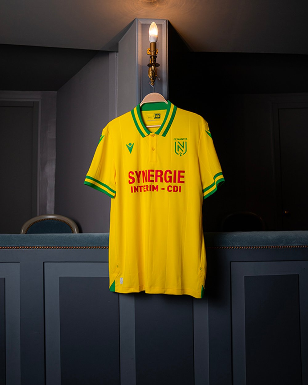 FC Nantes on X: Maillot Home 𝟮𝟯/𝟮𝟰.  / X