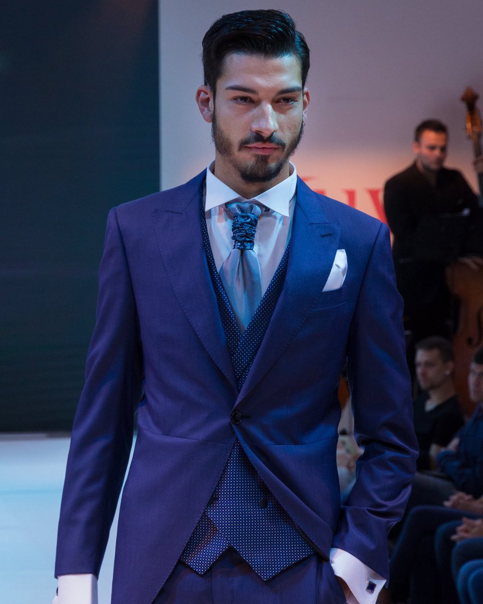 Más de 95 expositores confirmados para la próxima edición de #FiraNuvis el 07-08 de Octubre en #Barcelona No te pierdas los #DesfilesNupciales
A que esperas para conseguir tus entradas! firanuvis.com
#BridalBarcelona #Novias2024 #Bodas2024 #Tendencias Nupciales #novia