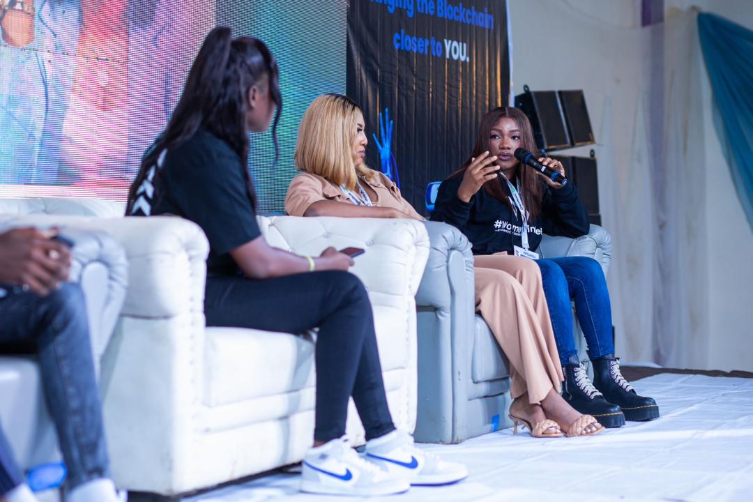 Starr_gael's tweet photo. Web3 events are my favourites and any organized by @women_in_defi, my absolute best.
Aside from being a speaker, I got to learn a lot from other panelists and speakers too.
Thank you for having me @women_in_defi, I had the best time.
#CCCIbadan. https://t.co/DPggYwWnOg