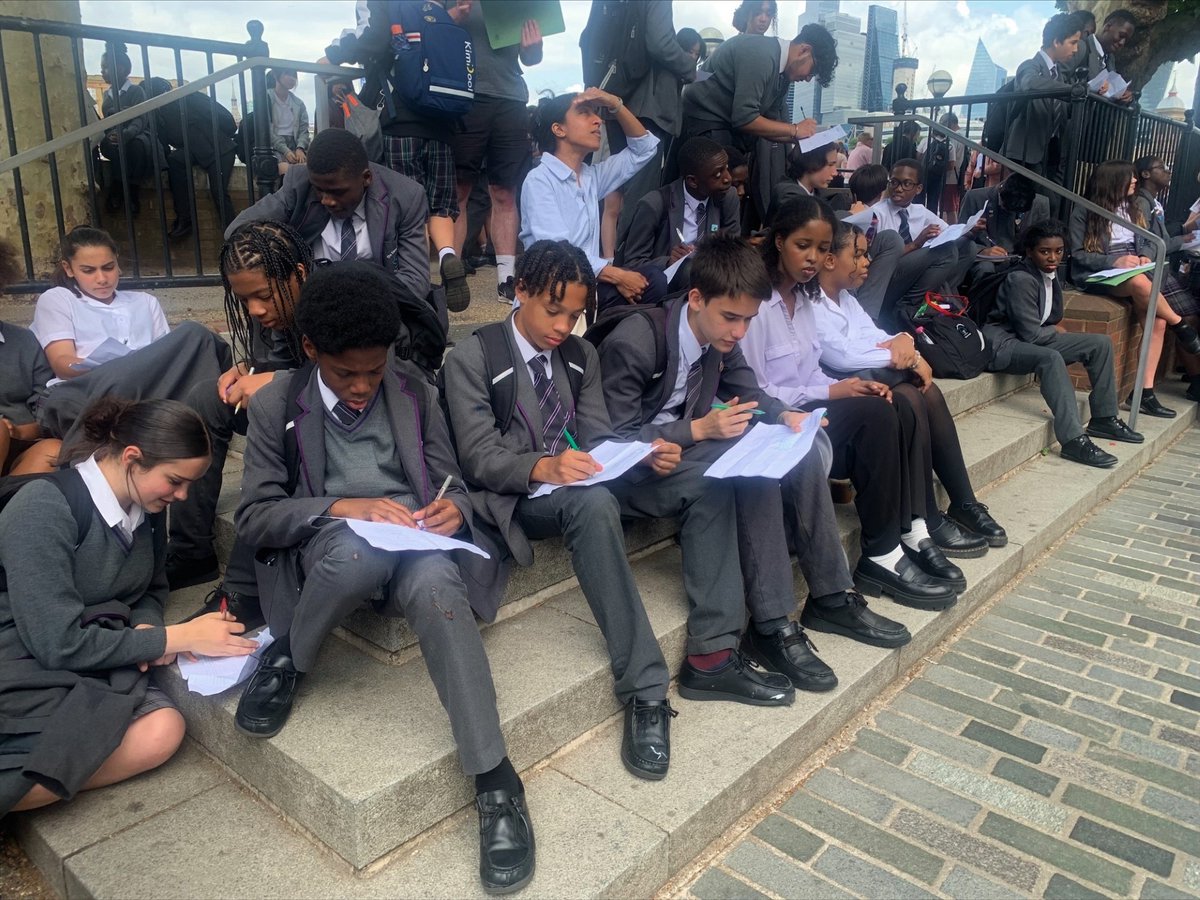 TheElmsAcademy's tweet photo. Cultural Capital Week trips got off to a great start as we spent time exploring @NMMGreenwich @theroyalparks @HornimanMuseum @WWTLondon and more.
Thank you to all who made us feel so welcome.
#culturecapitalweek #schooltrips #educationwithcharacter https://t.co/oRe8l404Gf