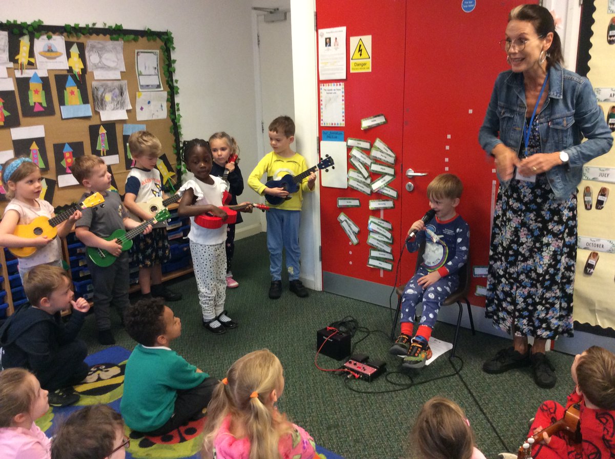 EyfsLakeside's tweet photo. We had a lovely session of ukulele this morning! A great way to start our Friday! https://t.co/5LeRaBRNef