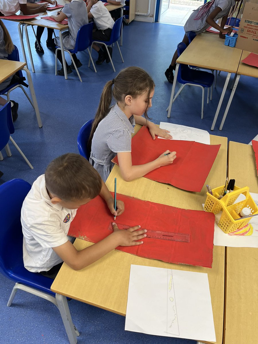 Y3SaintFrancis's tweet photo. Designing and creating our own Roman shields. We studied the history of the Roman shields and learned about how they were used in battle #humanitiesstannesgae1 @StAnnesgaCPS https://t.co/de4n6FKmJd