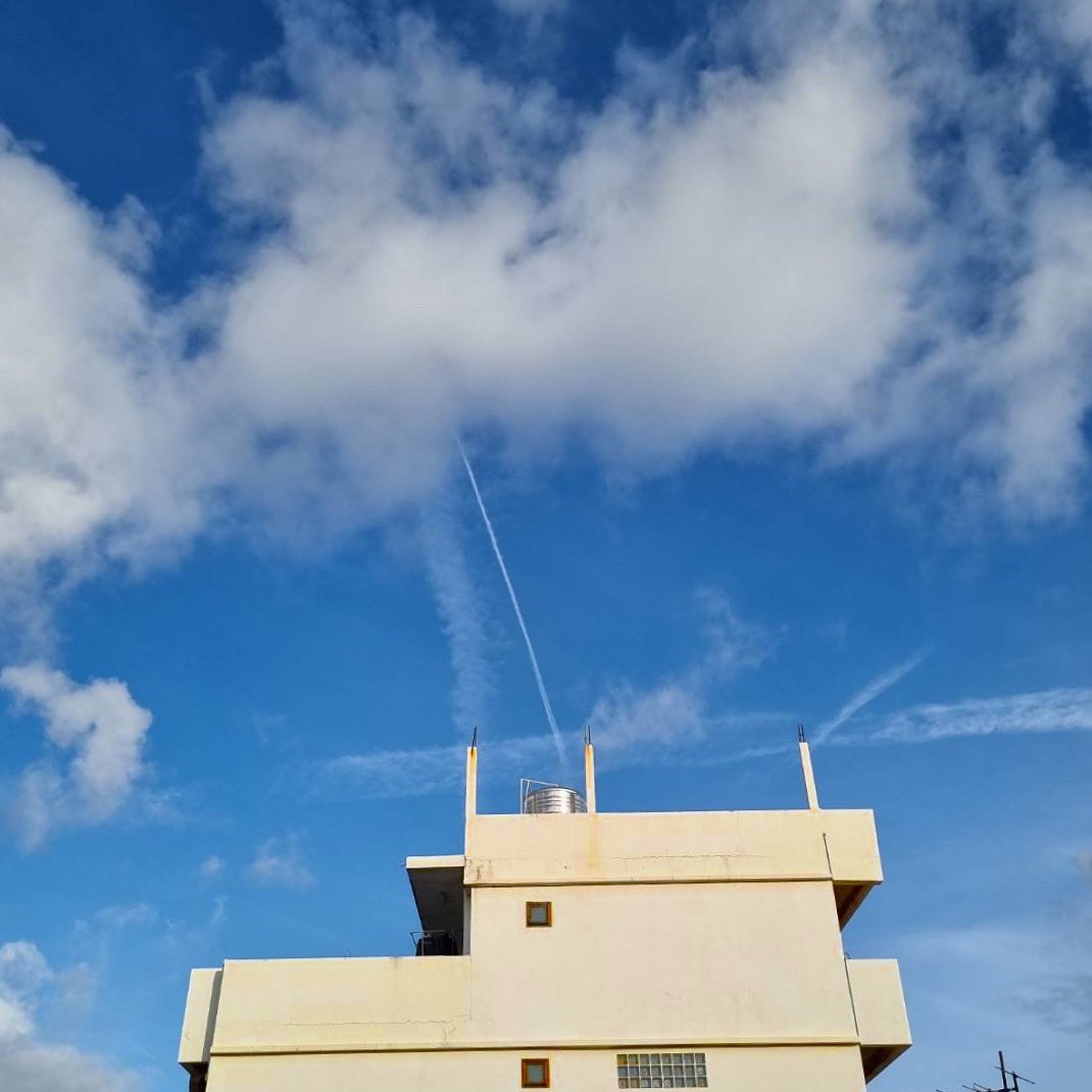 วันนี้อาจเป็นเรื่องราวใหม่ๆ
หรืออาจเป็นเรื่องราวที่ต่อจากเมื่อวานก็ได้