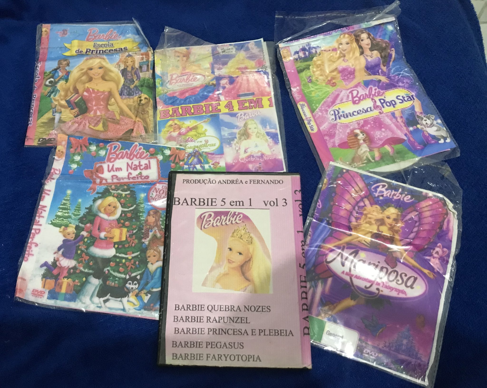 Só Barbie: Barbie Escola de Princesa, Barbie Natal Perfeito e Outras