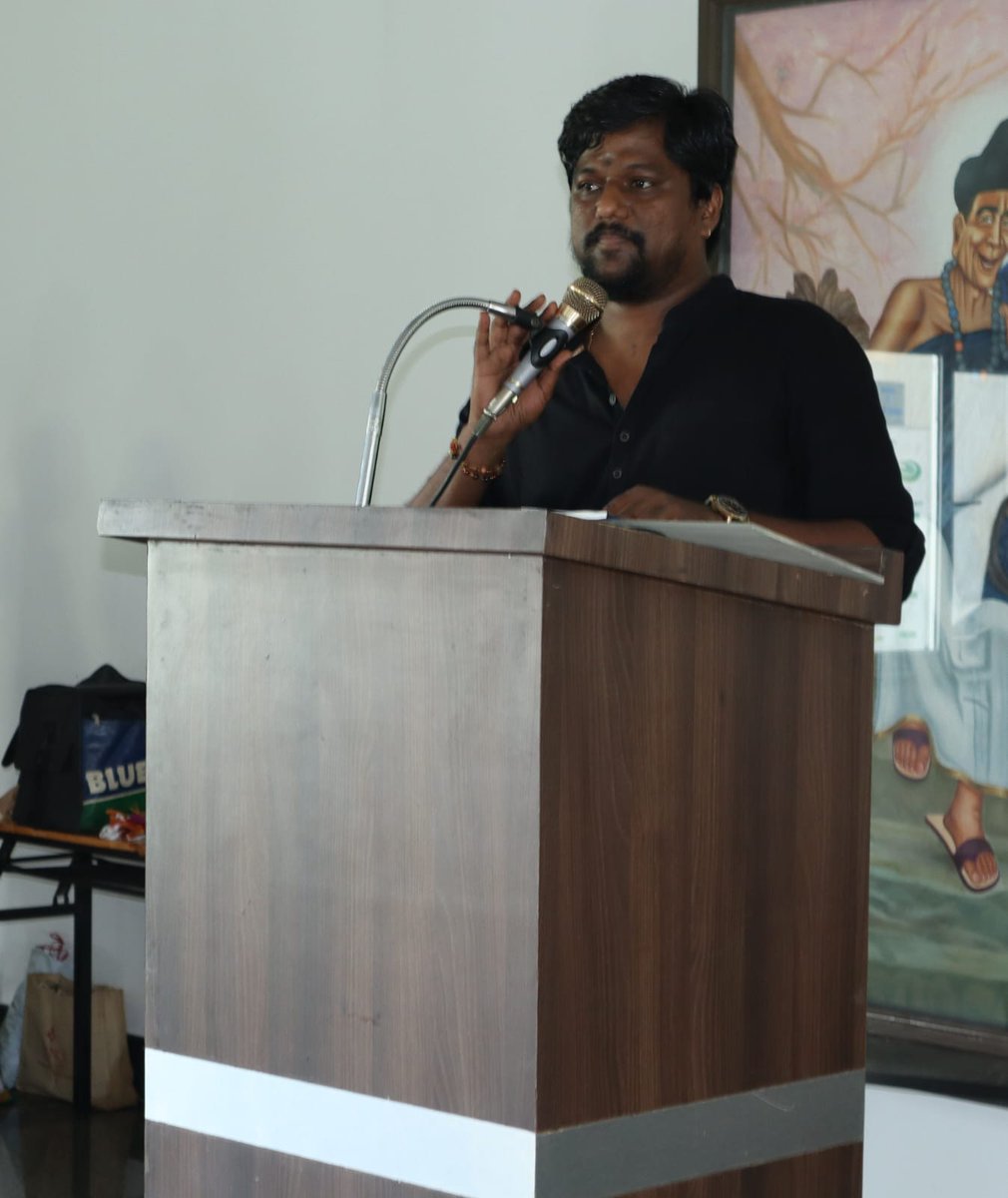 la_rajkumar's tweet photo. அன்பு நண்பர் கபிலன் சாணக்கியாவின் "தியானம்" புத்தக வெளியீட்டு விழா ..😊
#Kabilanchanakya #Healerbaskar https://t.co/w1MwTHdgI4