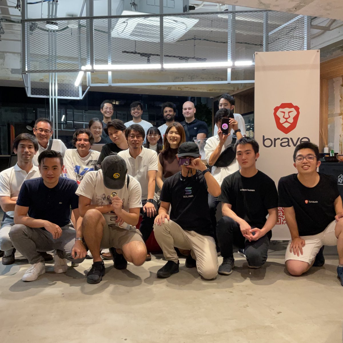 BraveSoftwareJP's tweet photo. @SolanaJapan とBAT Communityの合同meetupにご参加の皆様、本当にありがとうございました‼️今回はじめてmeetup会場からBrave Talkを繋ぎましたが、途中トラブルもありCall参加の方々にはご不便をおかけいたしました🙇反省を次に活かし、コミュニティイベントは今後も継続いたします☀️楽しかった🙌 https://t.co/1tE2Pfilhi