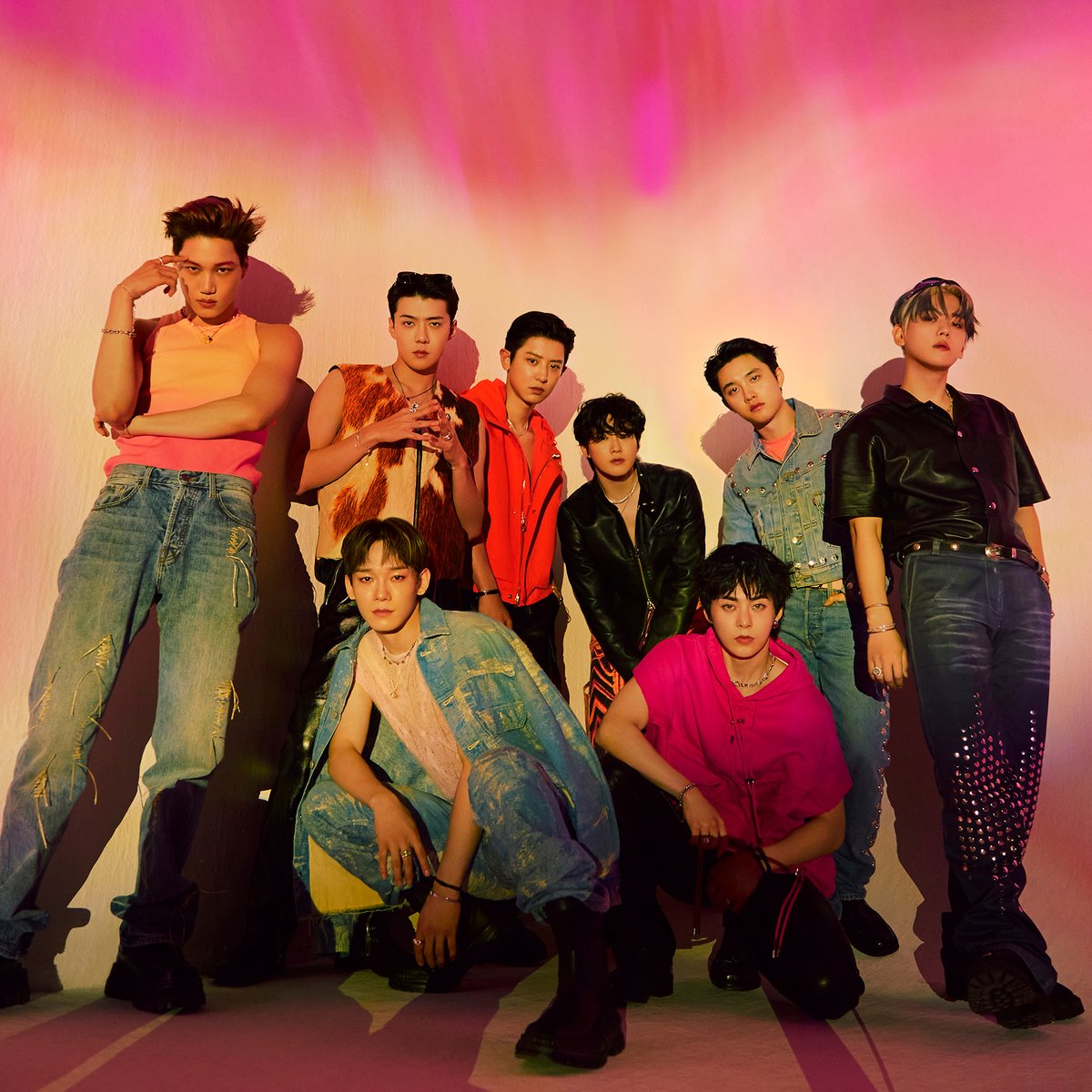 AppleMusic's tweet photo. .@weareoneEXO is living in the moment on their 7th studio album #EXIST. Listen here: https://t.co/gtLoICfBkS https://t.co/UsRpwW9WKK