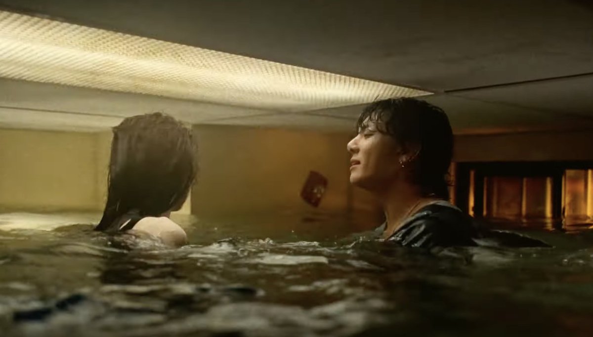 Jungkook "Seven (feat. Latto)'

youtu.be/QU9c0053UAU
