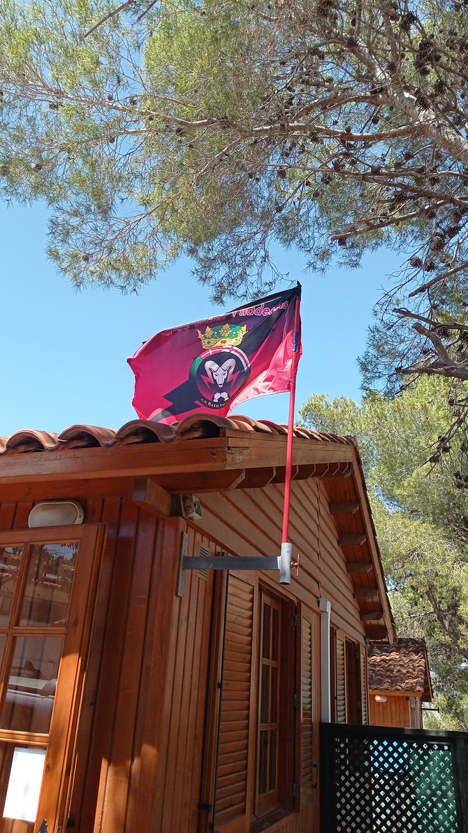 Ir por un camping tan bonito conocido y reconocido como es <a href="/vilanovapark/">VilanovaPark</a> y encontrarte esto no tiene precio ⚡⚡⚡o💀💀💀