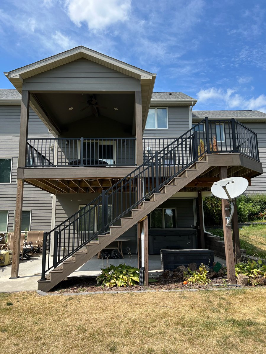 IowaDeckPro's tweet photo. Elevated deck refinish in Urbandale, IA
Trex Enhance Naturals Coastal Bluff Decking, Trex Signature Aluminum Railing 
#deck #Patio #Trex #Enjoy https://t.co/29bU3jffv9