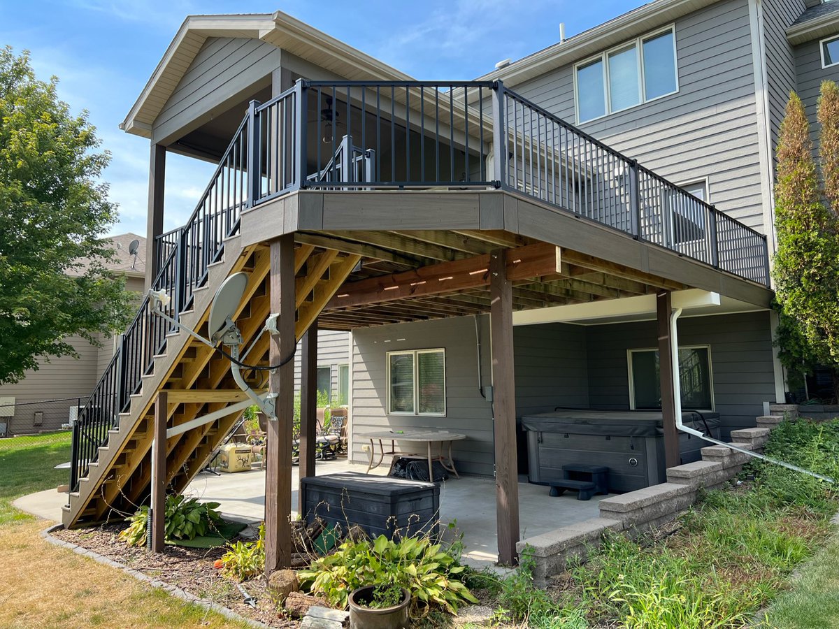IowaDeckPro's tweet photo. Elevated deck refinish in Urbandale, IA
Trex Enhance Naturals Coastal Bluff Decking, Trex Signature Aluminum Railing 
#deck #Patio #Trex #Enjoy https://t.co/29bU3jffv9