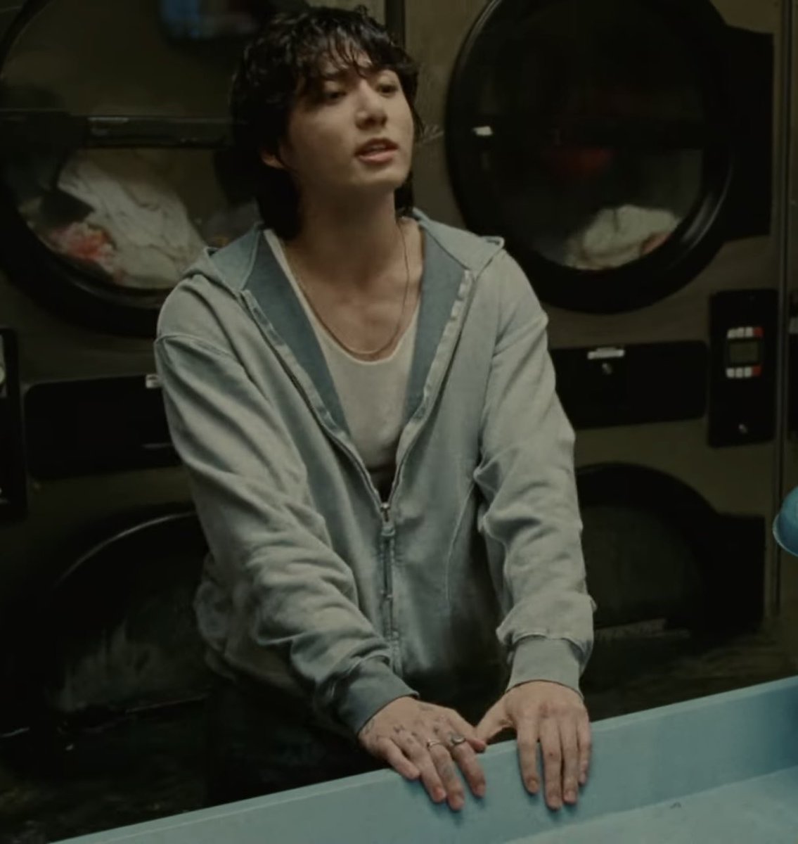 kootivity's tweet photo. he’s so fine https://t.co/PIQQmnXbK9
