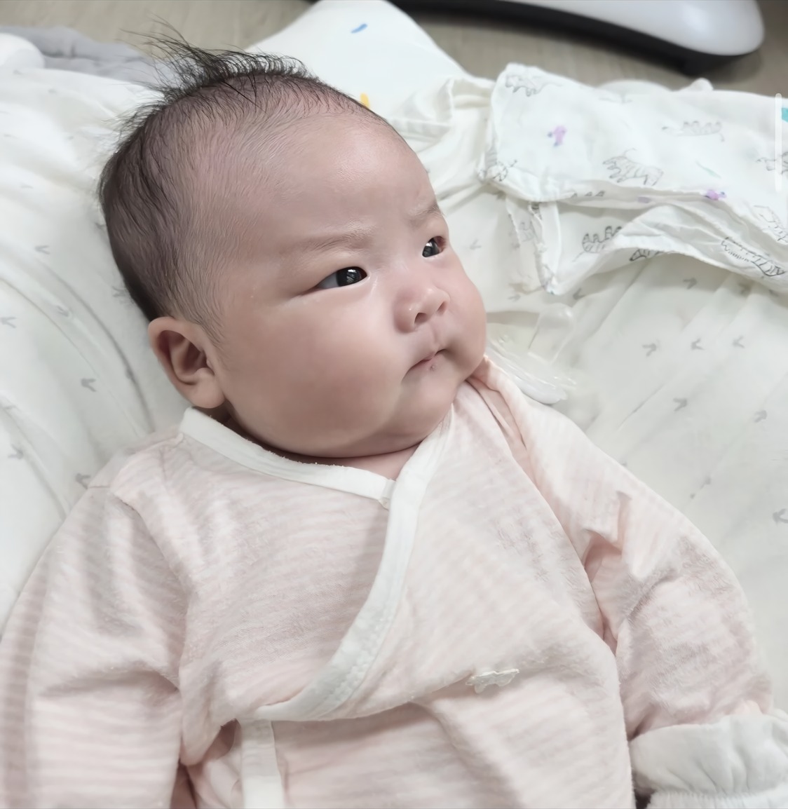 day_off_daying's tweet image. 외모가 태명 따라간 아기
아 애기 넘 귀여워ㅠㅠㅠㅠㅠㅠㅠ