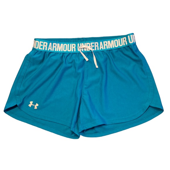ularamoon's tweet photo. So good I had to share! Check out all the items I'm loving on @Poshmarkapp #poshmark #fashion #style #shopmycloset #underarmour: https://t.co/zBKSVQMOs3 https://t.co/XufaNIpaqG