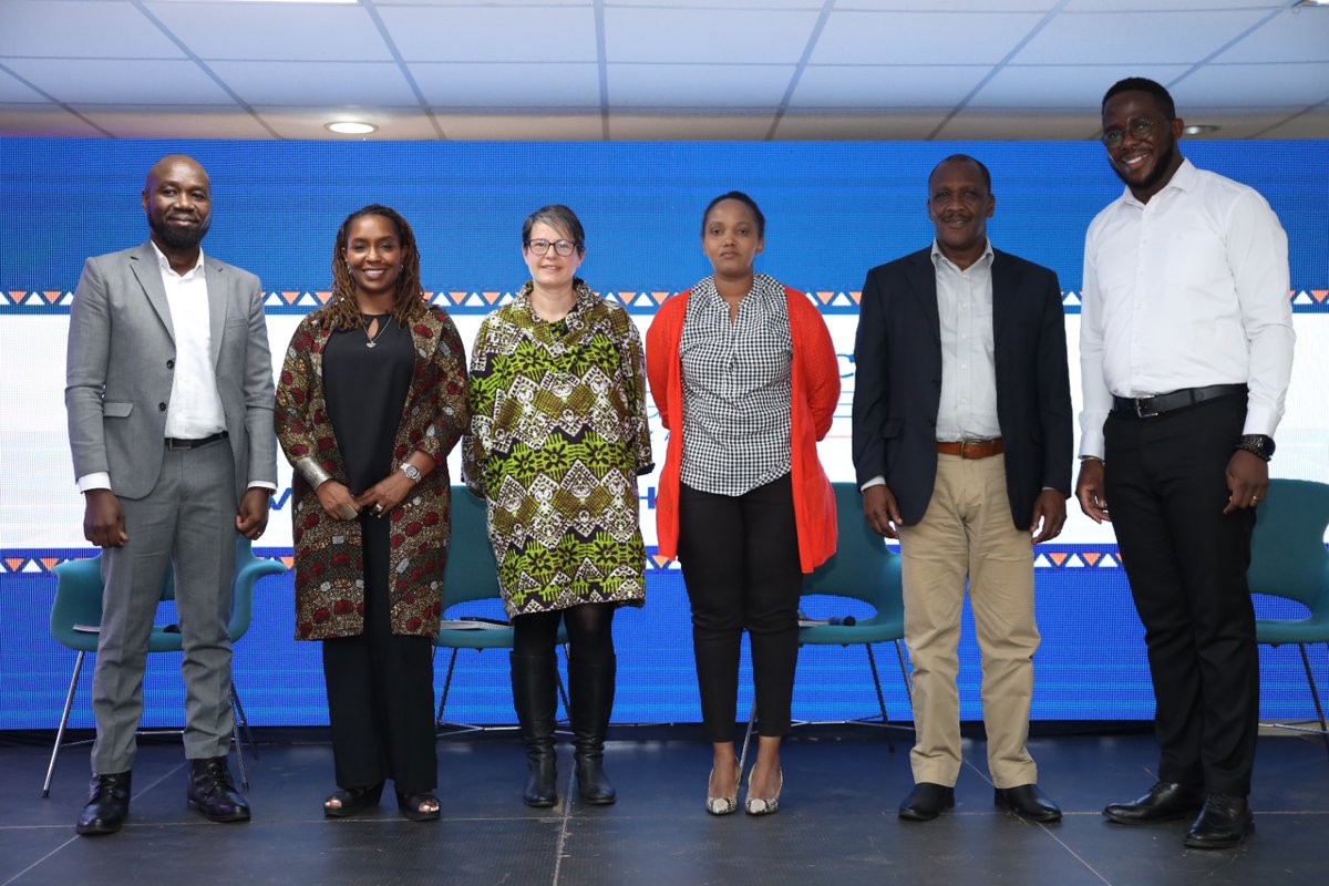 VINCENT_ODH's tweet photo. What an honor! Hosted a diverse grp of incredible leaders at the #ChangemakerBaraza earlier in the wk. Thank u @angelouezeilo, @dannymucira, @DeborahKimathi, @Dalithso, @HaronWachira, @bmakai, Haron Nyongesa, Theresia Kimathi, Caroline Kiunga @Ellysavatia Thank u @ExperienceUSIU https://t.co/56VuX670U7