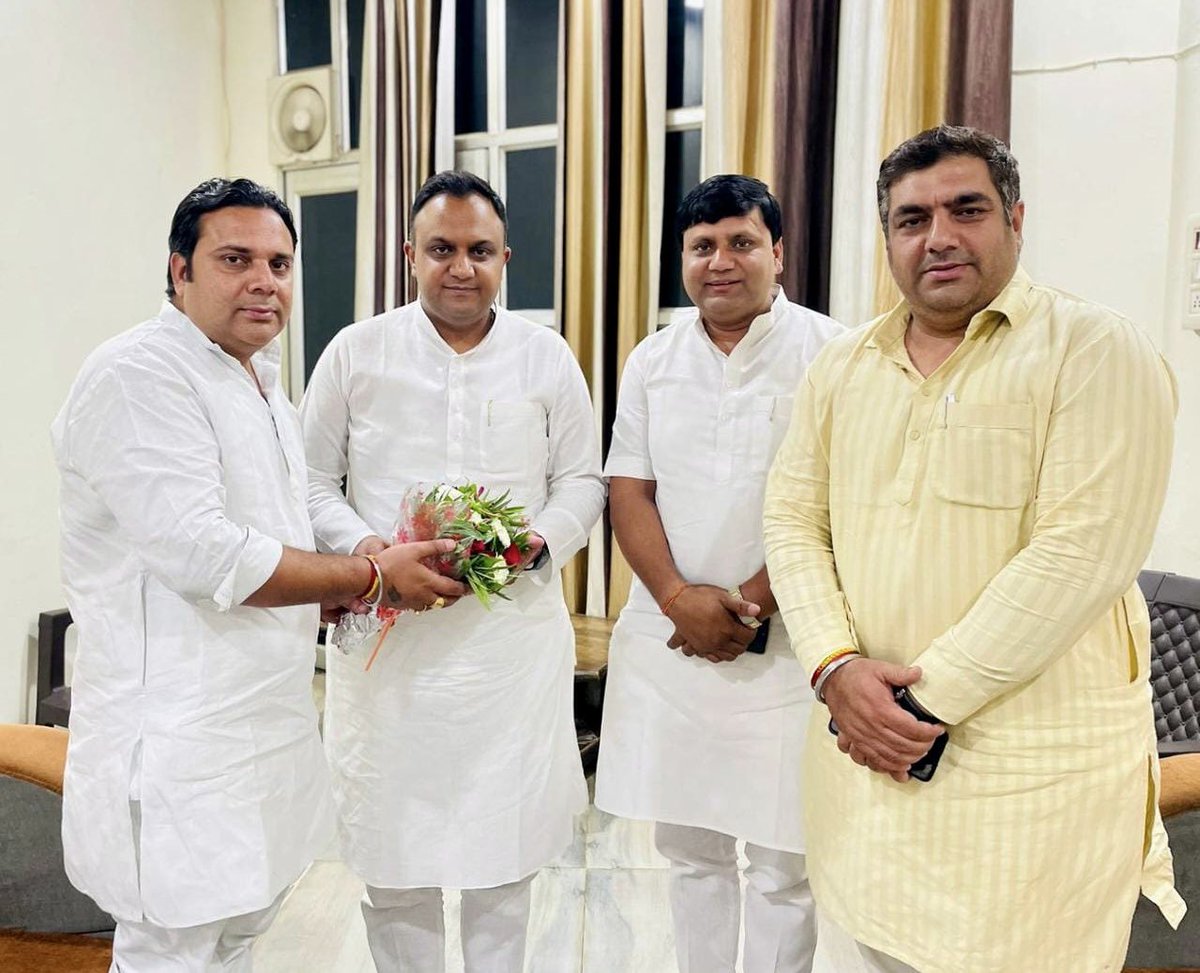 wasim0495's tweet photo. सरल व सहज व्यक्तित्व के धनी,भाजपा किसान मोर्चा हरियाणा के माननीय प्रदेश अध्यक्ष श्री @SukhvinderIN जी को जन्मदिन की हार्दिक बधाई एवं शुभकामनाएं। 🎂🎂
#HBDSukhvinderMandhi https://t.co/msiVQKyt1z