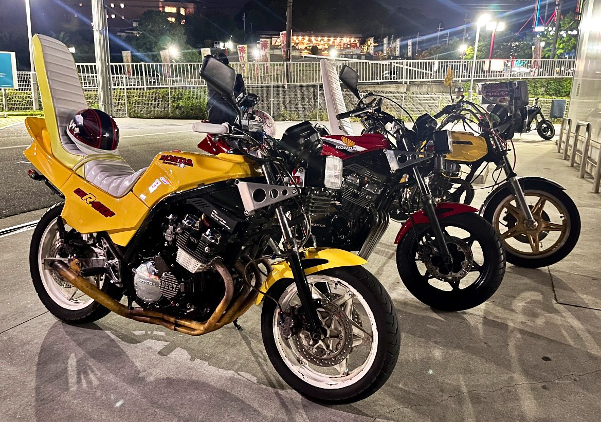 6月23日（金）AM 2時頃〜AM5時
CBR400F 2台
CB250T 1台
その他部品等…

倉庫押し開けされて、まとめて3台コジキに盗られました
ちょっとの情報でもいいのでなにかあれば
すぐ連絡ほしいです
みんなの力貸してください！鬼拡散でお願いします👹

#RT #盗難 #こじき #大事な愛車
#協力お願いします