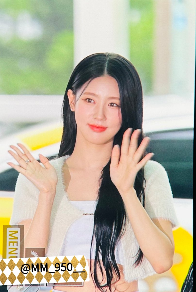 MM_950__'s tweet photo. 230714
So hot girl ❣️

#GIDLE #여자아이들 #MIYEON #미연 https://t.co/RHWRPxq3Zq