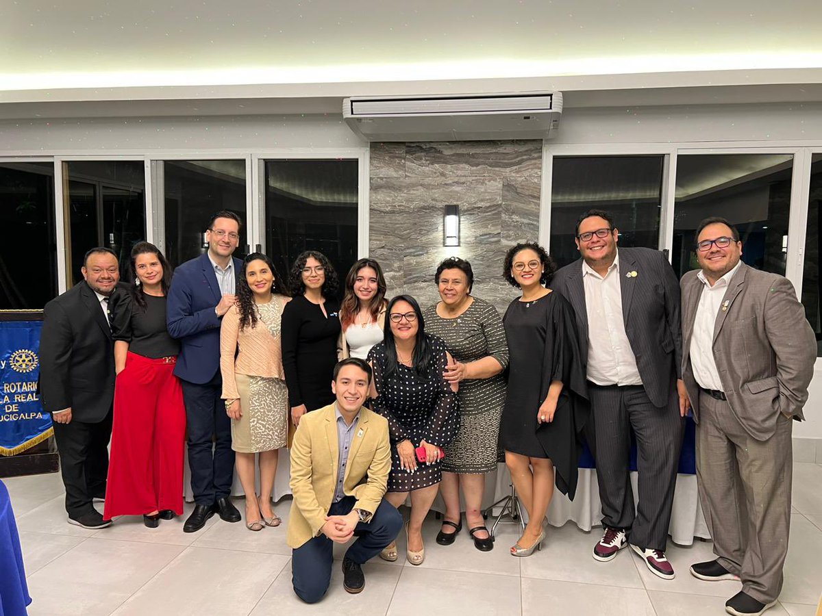 CRVRT's tweet photo. Iniciando nuevo año rotario 2023-2024 #rotary #rotarymoment https://t.co/noQLh5h8so