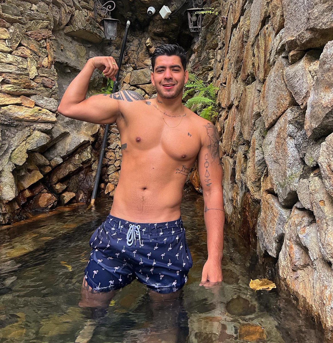 Camilo Rojas on Twitter: "La gruesa 😈👉 https://onlyfans.com