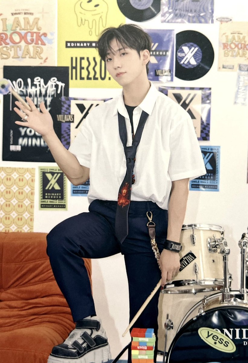 cherrybingsoo's tweet photo. 엑디즈 팬미팅 MD 엽서북 스캔
개인컷 건일 / 정수
Xdinary Heroes 2023 Summer camp
Postcard book scan Gunil, Jungsu https://t.co/rcLTBzCqn7