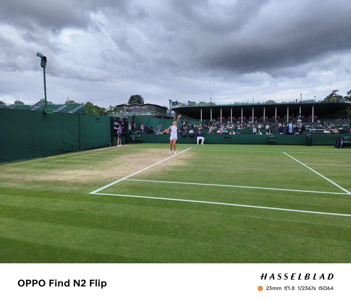 MengguoL's tweet photo. #OPPOWimbledon #OPPOAmbassadors #OPPOFindN2Flip @oppo The Championship Wimbledon 2023 https://t.co/r7cdElwUg9
