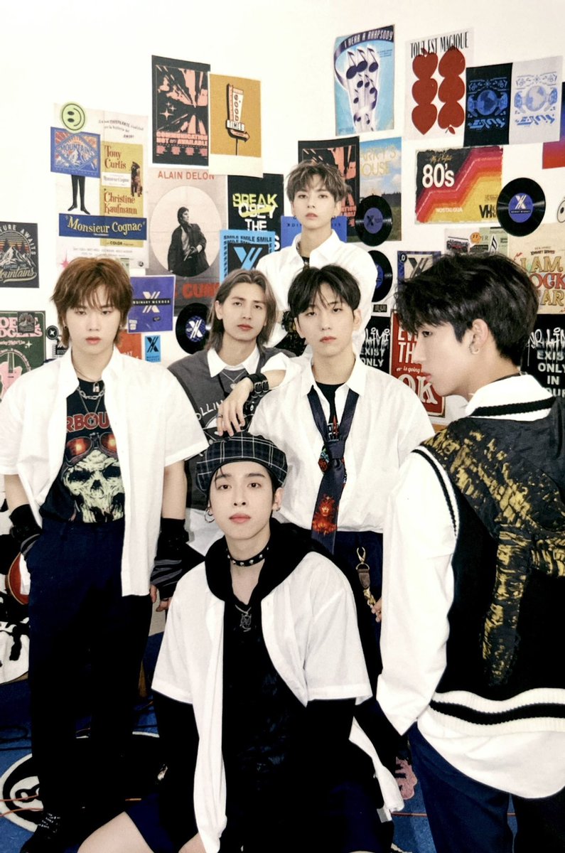 cherrybingsoo's tweet photo. 엑디즈 팬미팅 MD 엽서북 스캔 단체컷
Xdinary Heroes 2023 Summer camp
Postcard book scan group cut https://t.co/QX2DNx7lYl