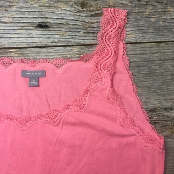 Vicky_Kutt's tweet photo. So good I had to share! Check out all the items I'm loving on @Poshmarkapp from @ThatDuchess #poshmark #fashion #style #shopmycloset #anntaylor #charlotterusse #maidenform: https://t.co/FXfsjxyWEV https://t.co/sNtMnsHIS9