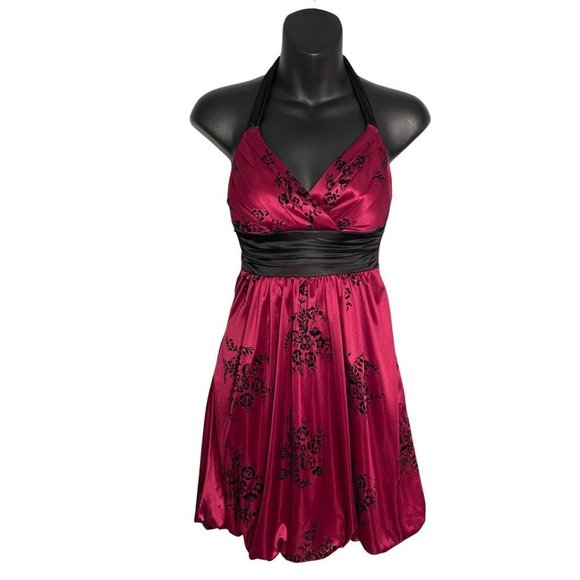 So good I had to share! Check out all the items I'm loving on <a href="/Poshmarkapp/">Poshmark</a> from <a href="/BeckH38524739/">Rebecca Holmes</a> #poshmark #fashion #style #shopmycloset #seductions #karllagerfeld #vintage: posh.mk/GIgq0lG3pBb