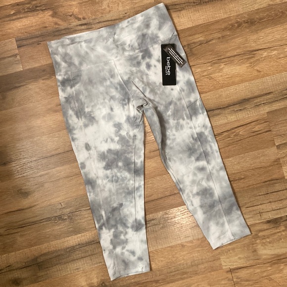 So good I had to share! Check out all the items I'm loving on <a href="/Poshmarkapp/">Poshmark</a> #poshmark #fashion #style #shopmycloset #noboundaries #covington #bebe: posh.mk/bTHMzsO3pBb