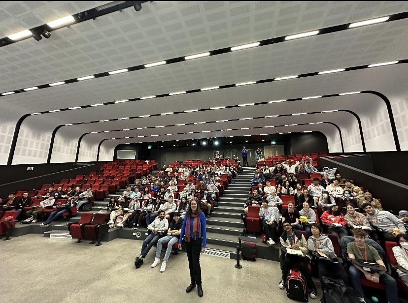 I have loved giving a couple of lectures at the #InternationalScienceSchool 2023. Such enthusiastic and talented senior high school students from around the world! If only our undergrad lectures were this well-attended and the students this engaged. <a href="/Sydney_Science/">Sydney Science</a> <a href="/iss_sydney/">ISS Sydney</a>
