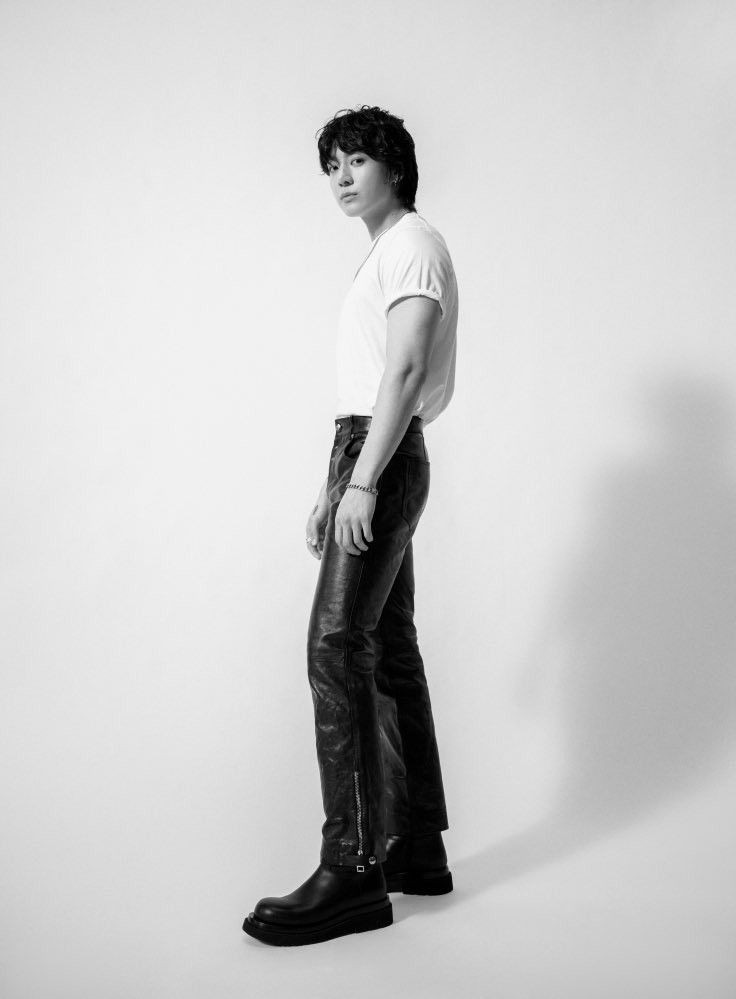 #JungKook and @latto's "Seven" is out now 
Photoshoot are at another level