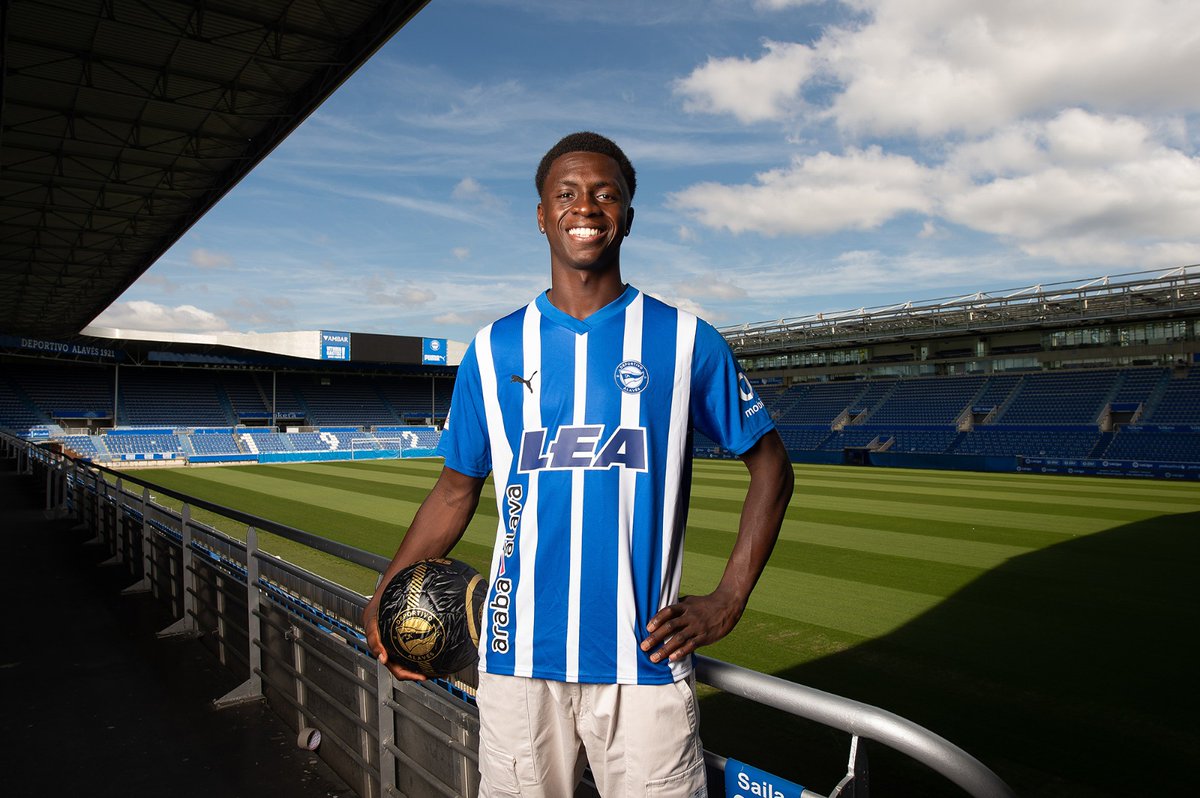 Deportivo Alavés tweet media