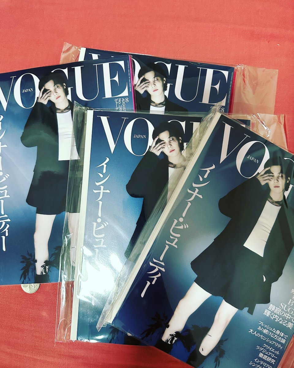 k_c_prints's tweet photo. ONHAND #voguejapan x #suga #BTS #MinYoongi #yoongi Available on #ShopeePH and #LazadaPH 

Shop now! Limited quantity available. 
https://t.co/gXRwTXiaM3
https://t.co/ewVIwL1eiP https://t.co/K1GHnwip00