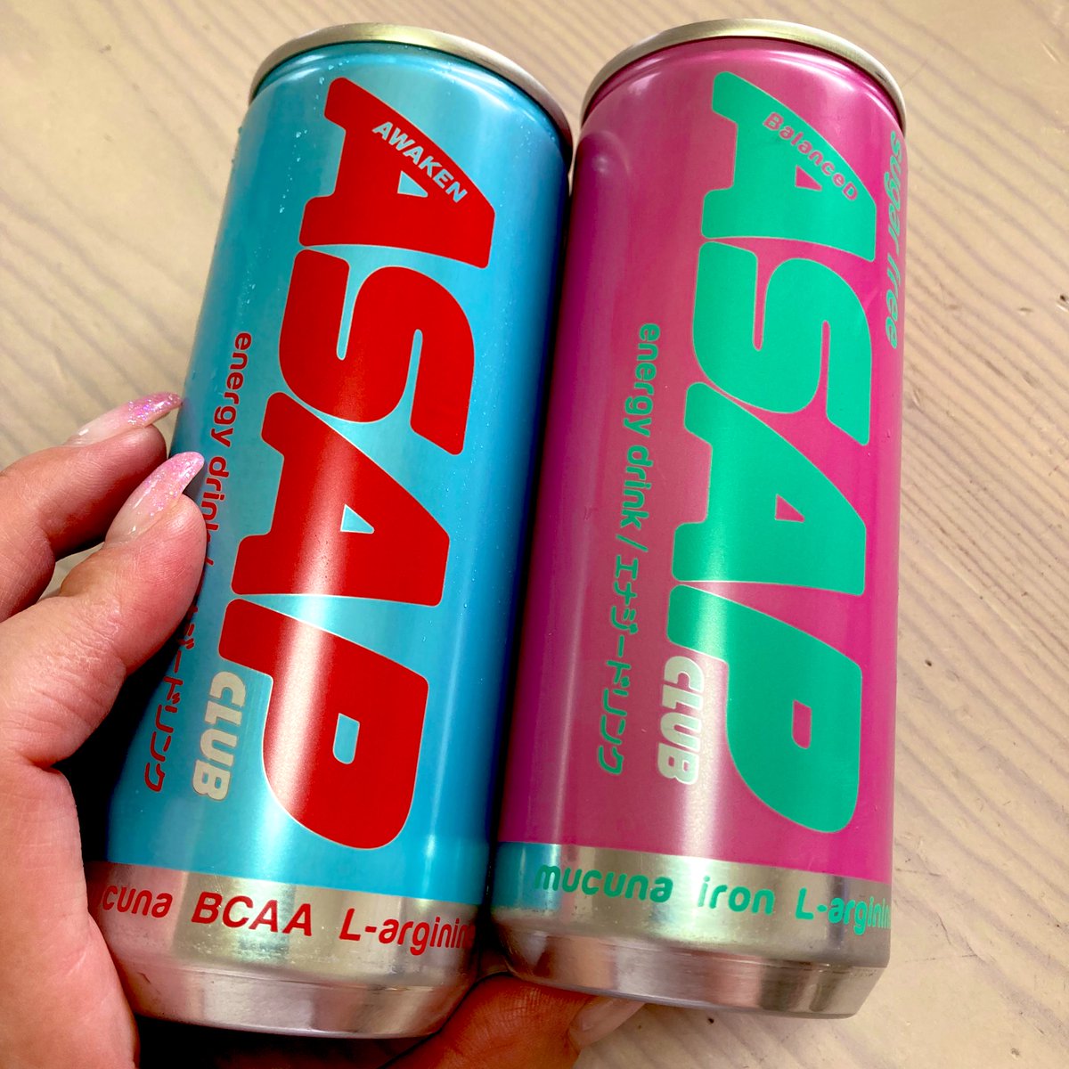 you_me08's tweet photo. かわいいパッケージの飲み物みーつけた😊
#エナジードリンク https://t.co/hjKRMPGQcw