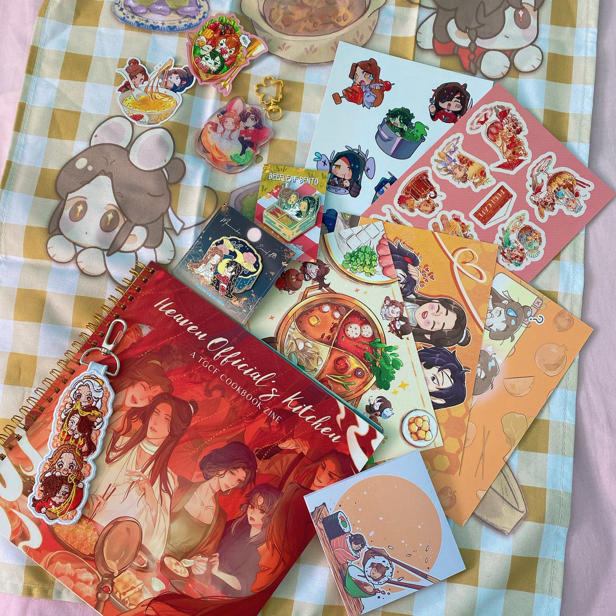 ITS HEREEEE 💖 everything is gorgeous I’m so happy AAAAAAAAAAA big thank you and respect to everyone involved and <a href="/tgcfcookbook/">Heaven Official's Kitchen 🍽️ Project Wrapped</a> for organising this zine ;-;🫶