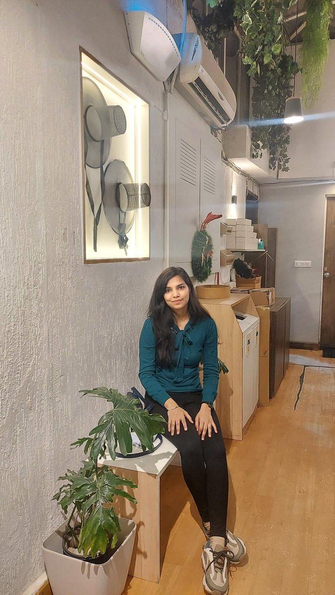 RichaaaaSingh's tweet image. I wasted my 20s! 

I didn&apos;t become a millionaire.

I didn&apos;t travel XX locations in a year.

I didn&apos;t party or go to clubs that much.

I didn&apos;t try out the trending dating culture.

I didn&apos;t pursue cool things like smoking and drinking.

Contd....